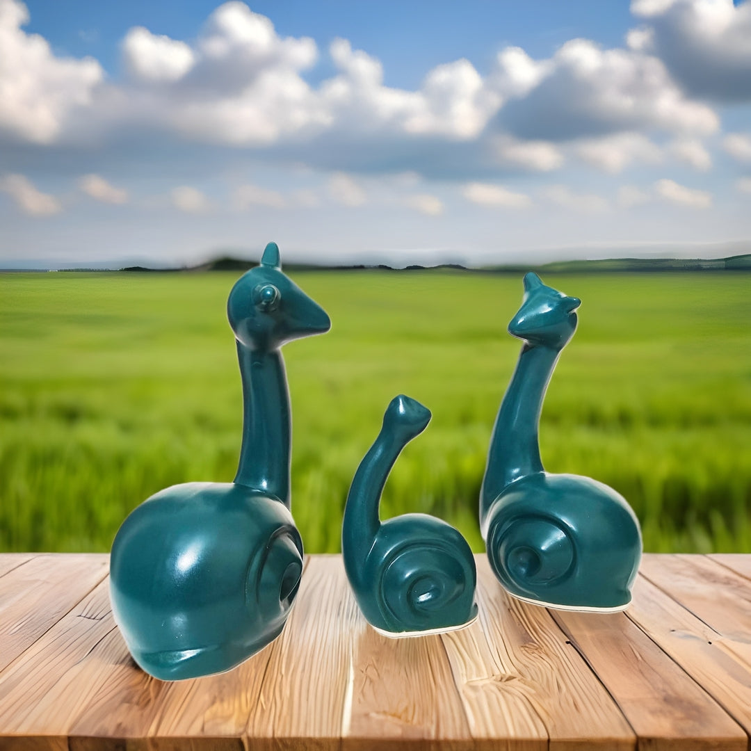 Snail Family Figurines