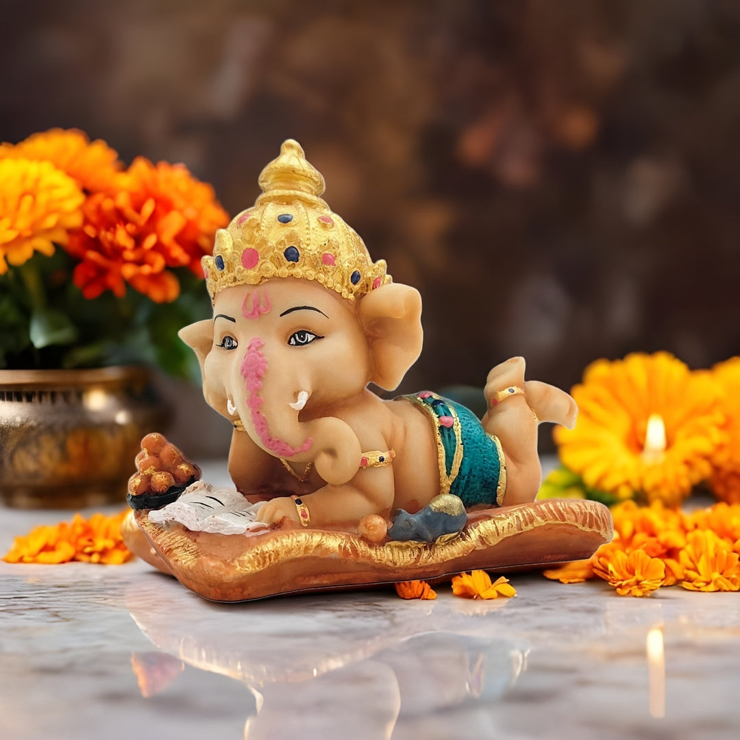 Lord Ganpati Reading Book, Studying Bal Ganesha Cute Statue