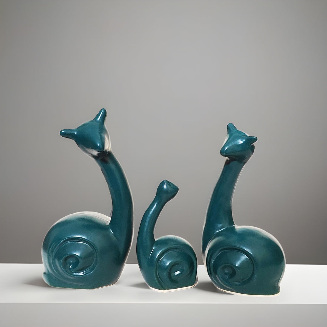 Snail Family Figurines